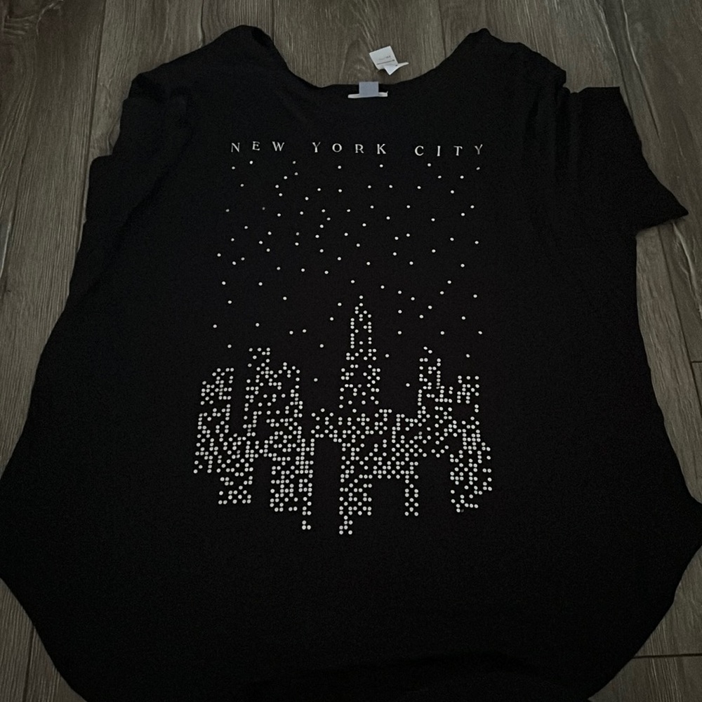 Old navy t shirt NWT